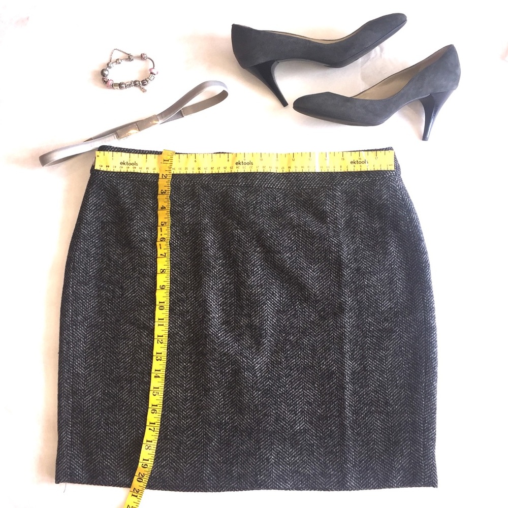 BANANA REPUBLIC Herringbone Skirt NEW!