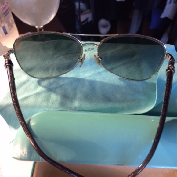 Authentic Tiffany & Co. sunglasses main image 7