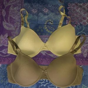 Two pack 38C underwire bras