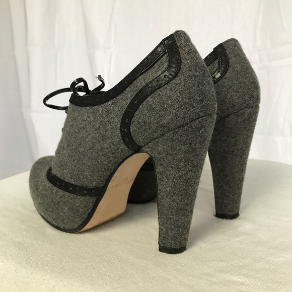 Marín + Ossa Grey Flannel High Heeled Oxfords - Picture 2 of 7