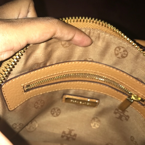 Tory Burch Robinson Pebbled mini Dome satchel - Picture 6 of 7