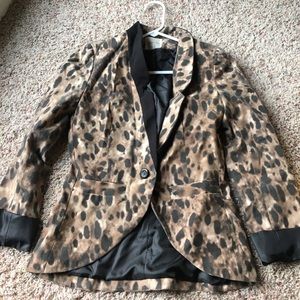 Leopard print blazer