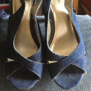 Super cute denim shoes