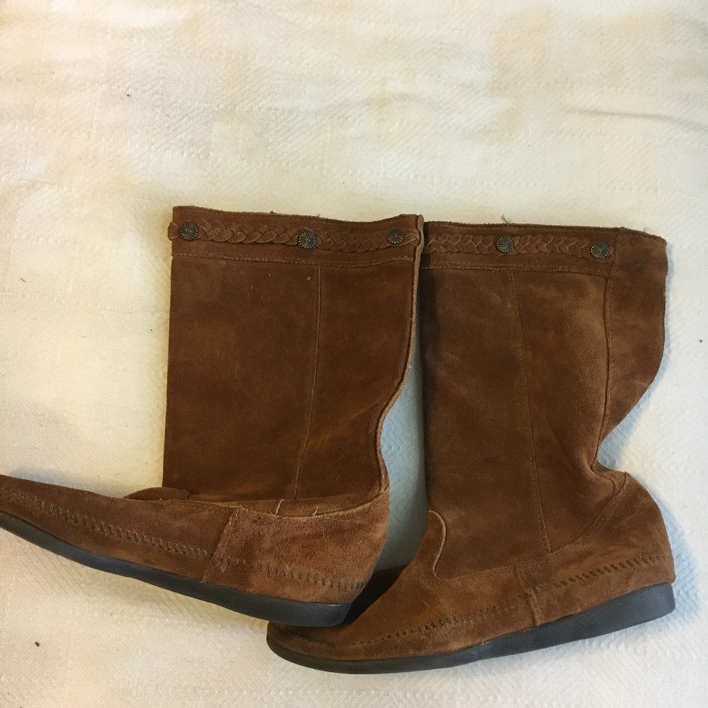 Minnetonka Mid-Calf Booties