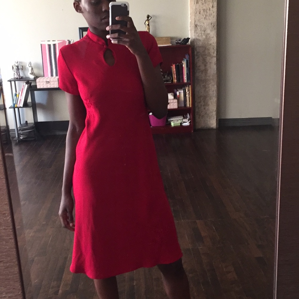 Red midi dress with flower embroidery