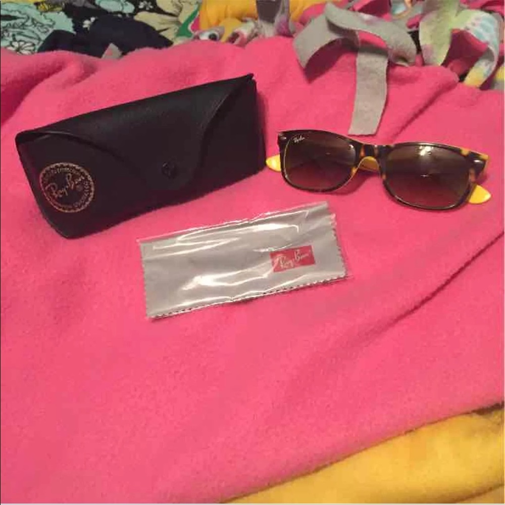 Ray-Ban Tortoise Sunglasses