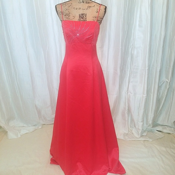 Betsy & Adam Dresses & Skirts - Gorgeous Pink Prom Gown Backless and Jeweled