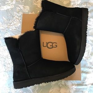 BRAND NEW UGGS