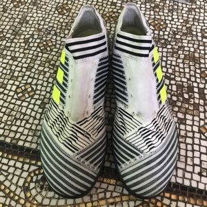 Adidas Nemeziz - Soccer shoes - 9.5