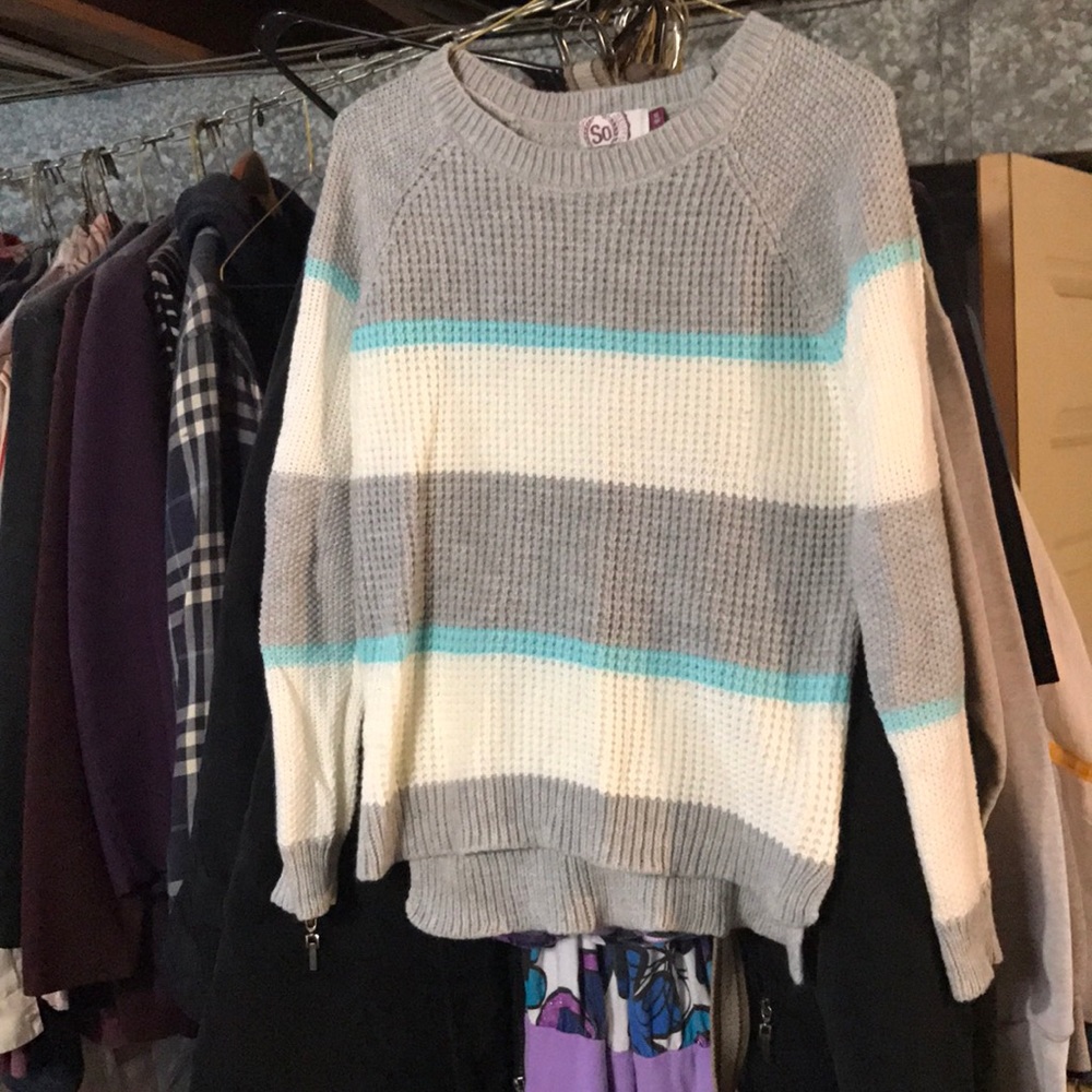 High / low sweater