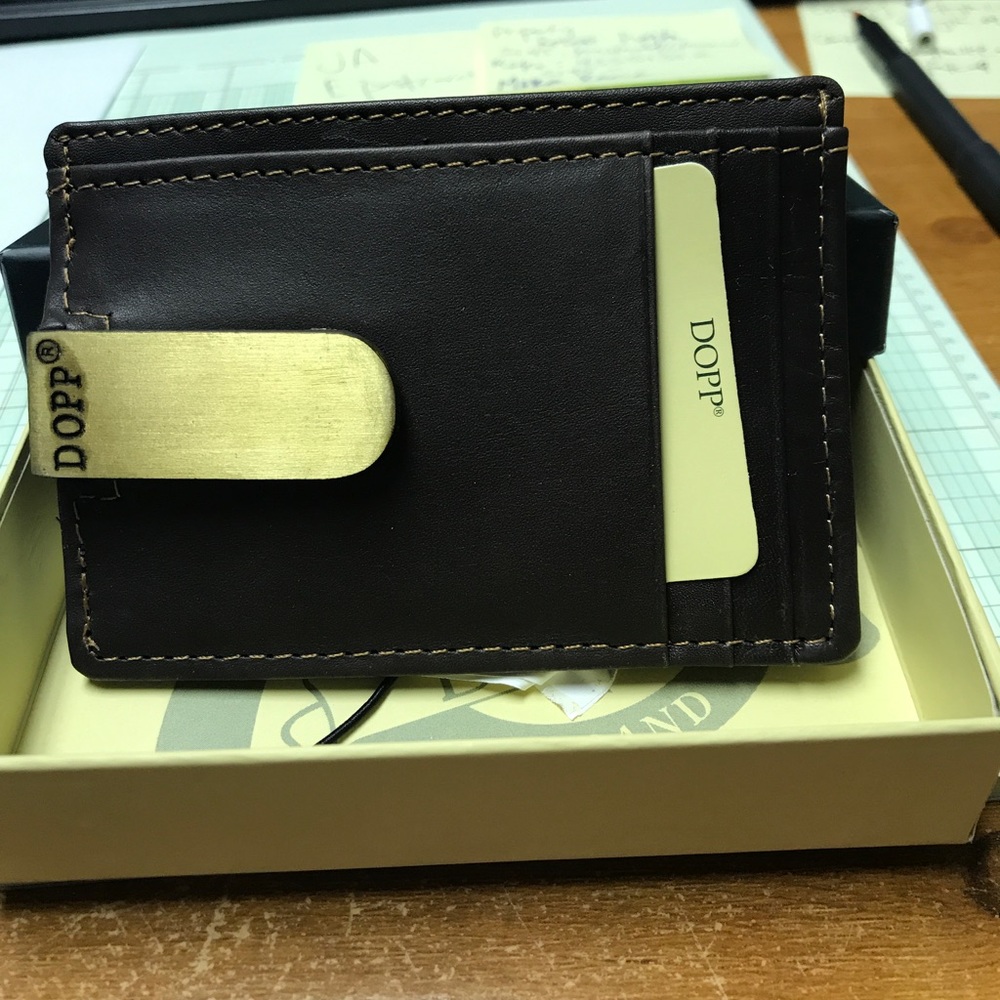 Men's leather money clip with ID and card holder