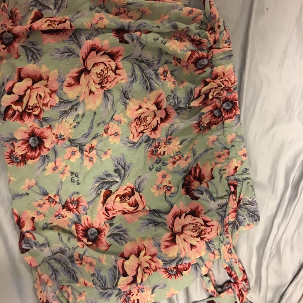 American eagle off the shoulder tank top