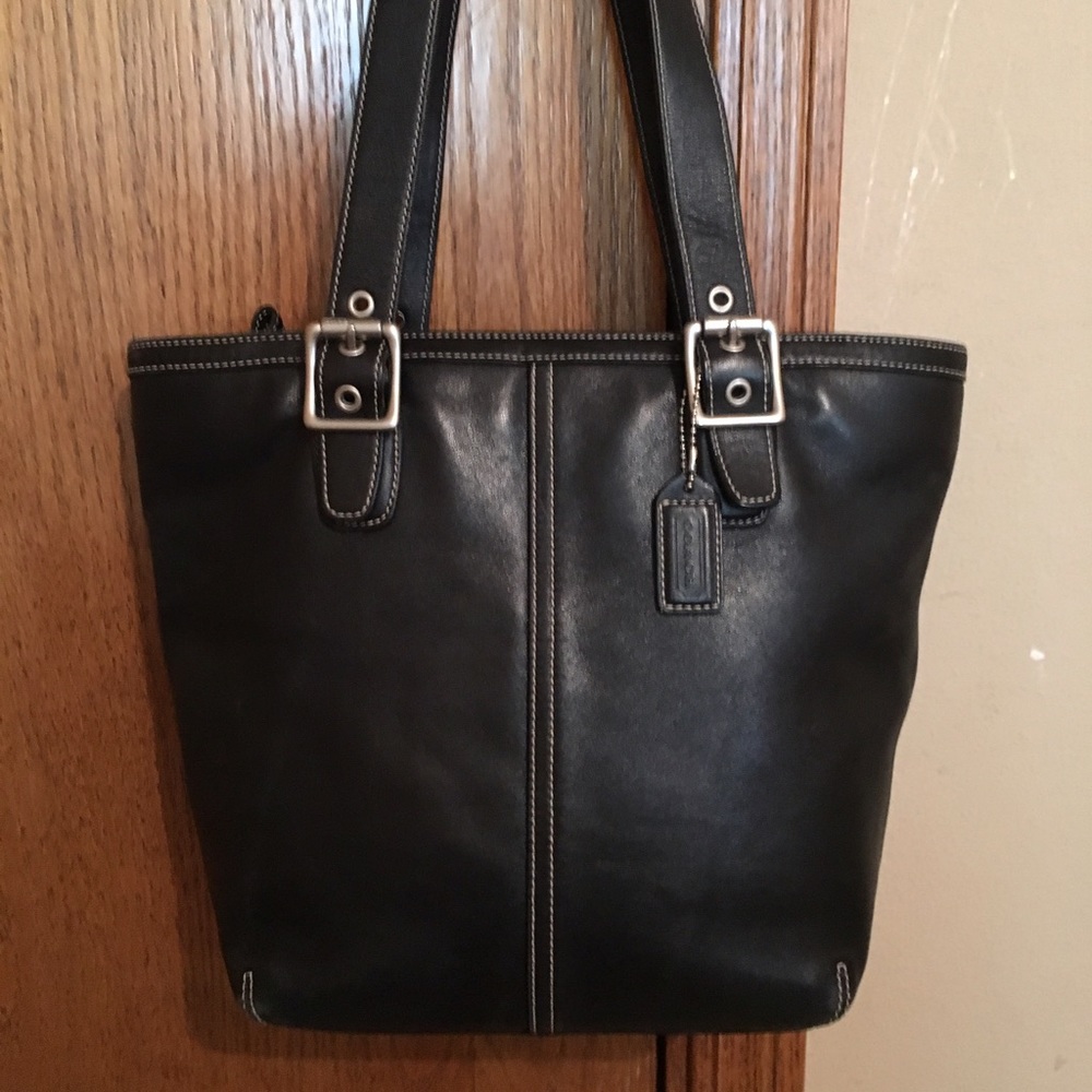 COACH BAG- Leather