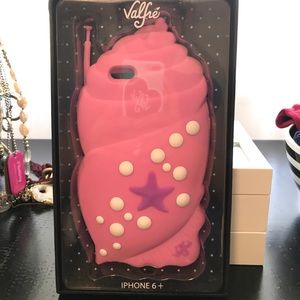 Valfré 6+ 'Shell phone' case