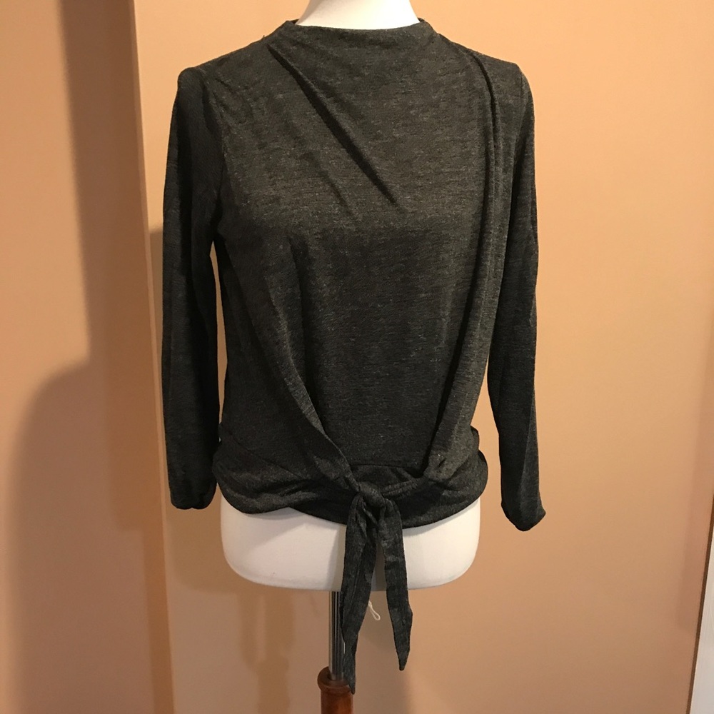 Zara knot sweater - Picture 1 of 3