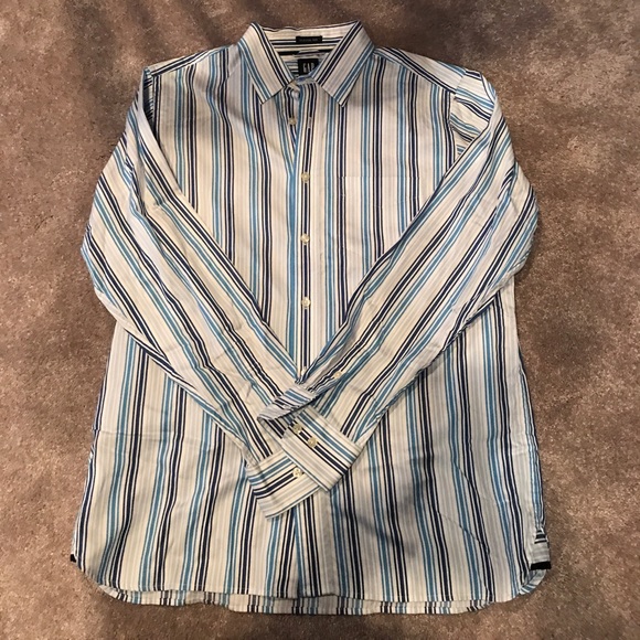 Men's button down shirt - Picture 2 of 3
