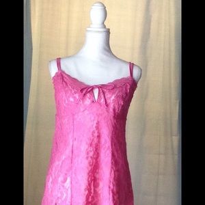 ~~Hot pink lace nightie 1X (18/20)