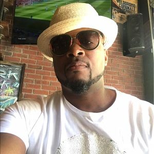 Meet your Posher, Christopher