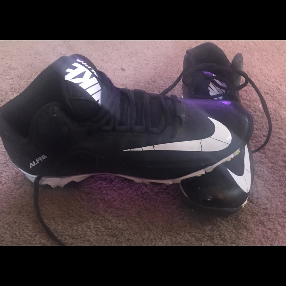 Nike Alpha Football Cleats