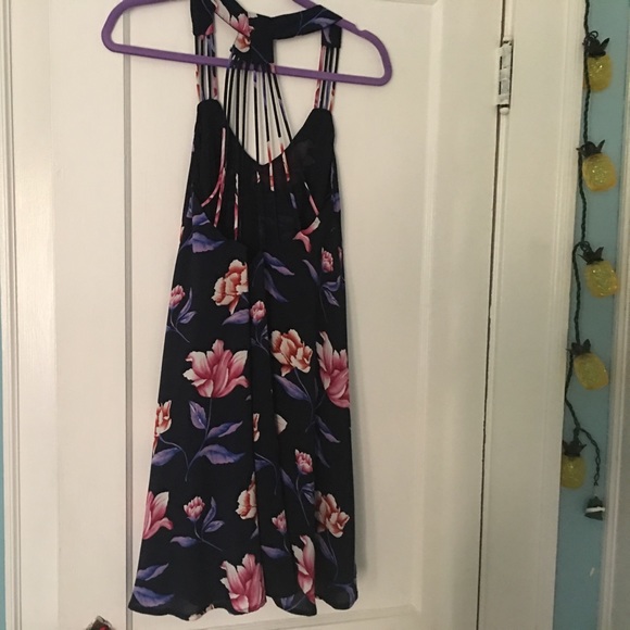 Make my heart bloom floral dress - Picture 3 of 4