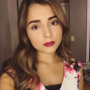 Meet your Posher, Maria