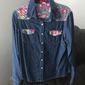 Red Tulips Button Down Top