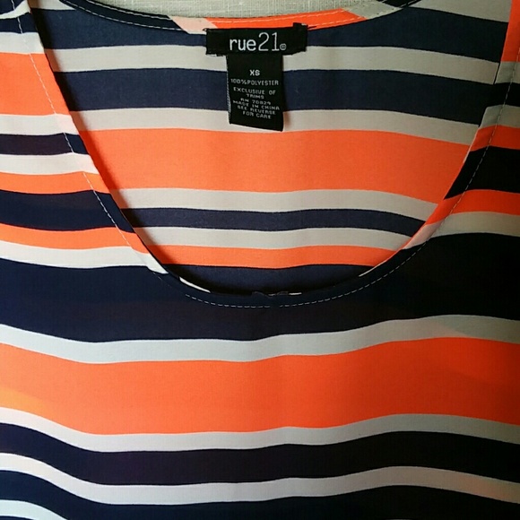 Shirt - Picture 2 of 3