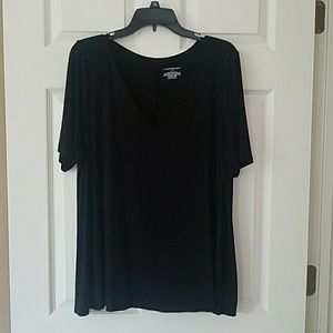 Lane Bryant swing t-shirt v-neck Black