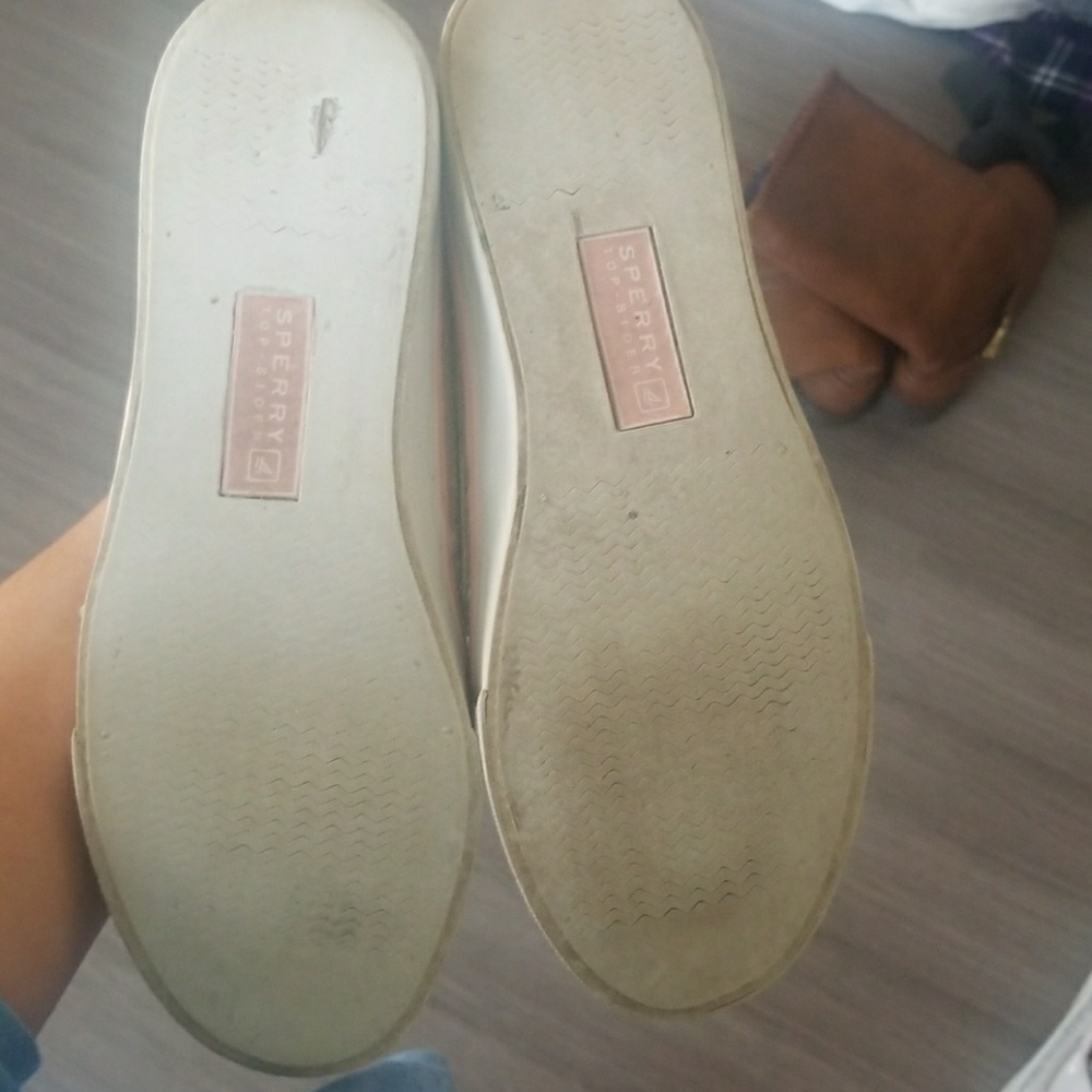 Sperry - Picture 3 of 3