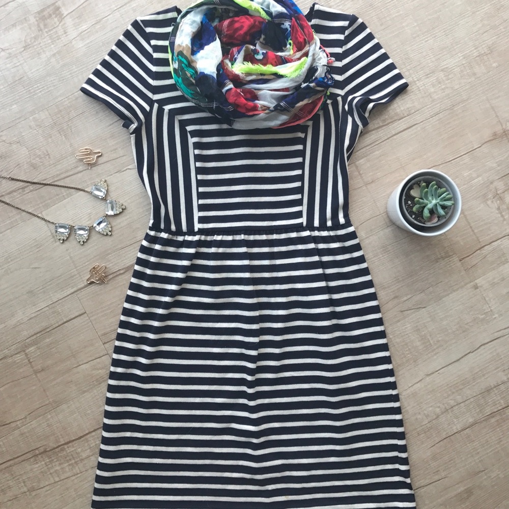 LOFT Short Sleeve Striped Fit & Flare Knit Dress