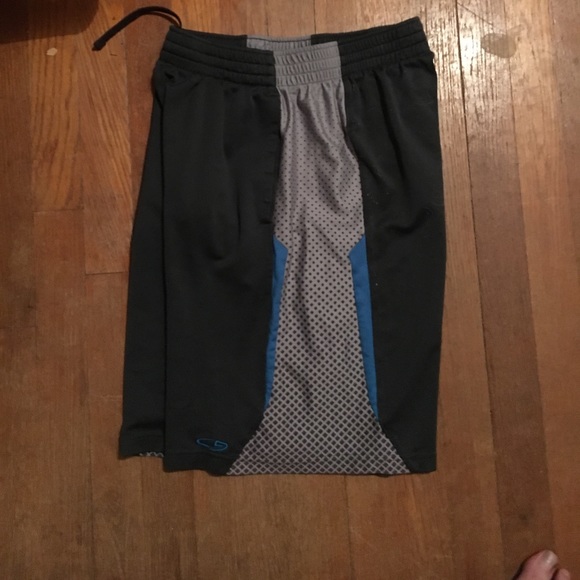 Zumiez basketball shorts - Picture 3 of 3