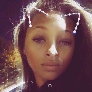 Meet your Posher, Lilli