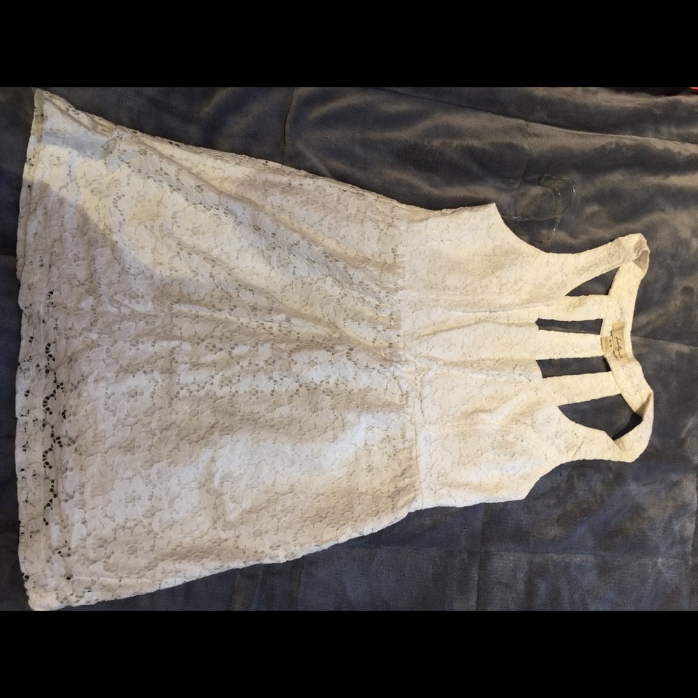 White lace dress