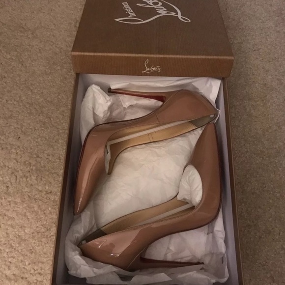 Christian Louboutin So Kate Nude Pumps - Picture 6 of 6