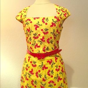 Bernie Dexter Cherry 🍒 Bodycon Dress