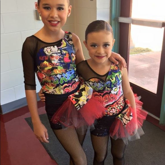 3 piece graffiti dance costume - Picture 2 of 2