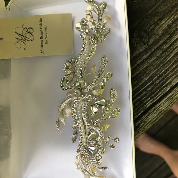 Maritza\'s Bridal Veil Headpiece