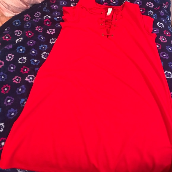 Little red dress!!! - Picture 2 of 2