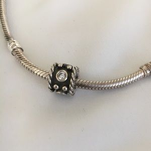 Pandora Oxy Crown Charm