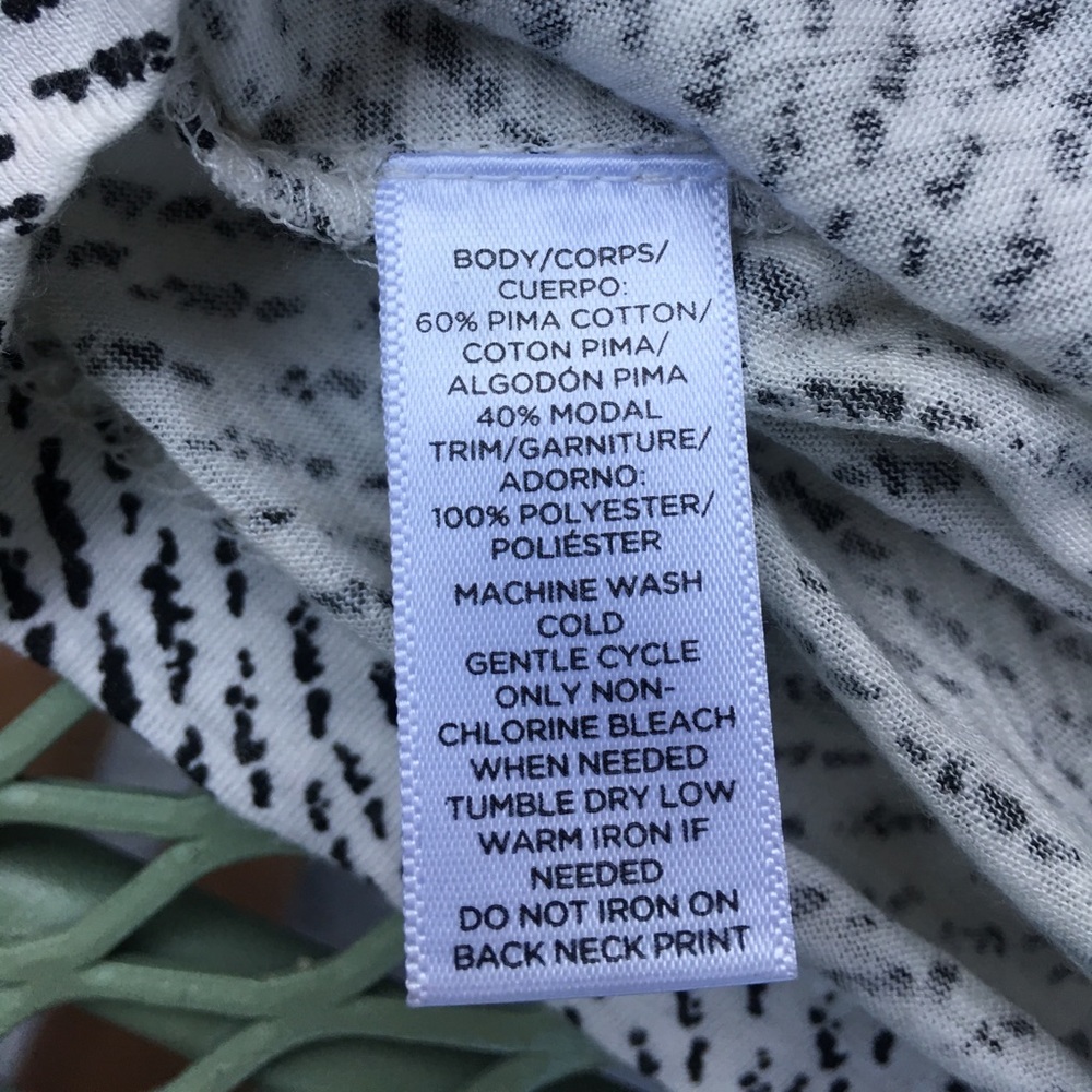 LOFT white & black print tank top NWOT - Picture 6 of 6