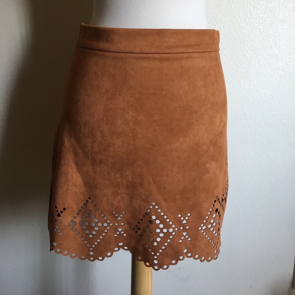 SOLD!! Skirt NWT