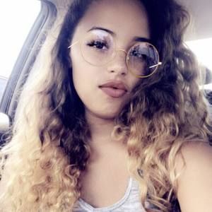 Meet your Posher, Aliyah