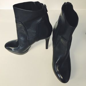 New Sam Edelman Alyssa Platform Bootie