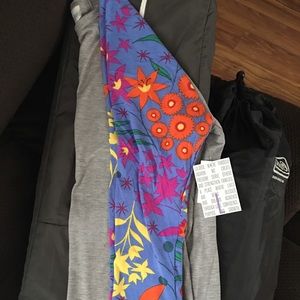 BNWT LulaRoe Randy