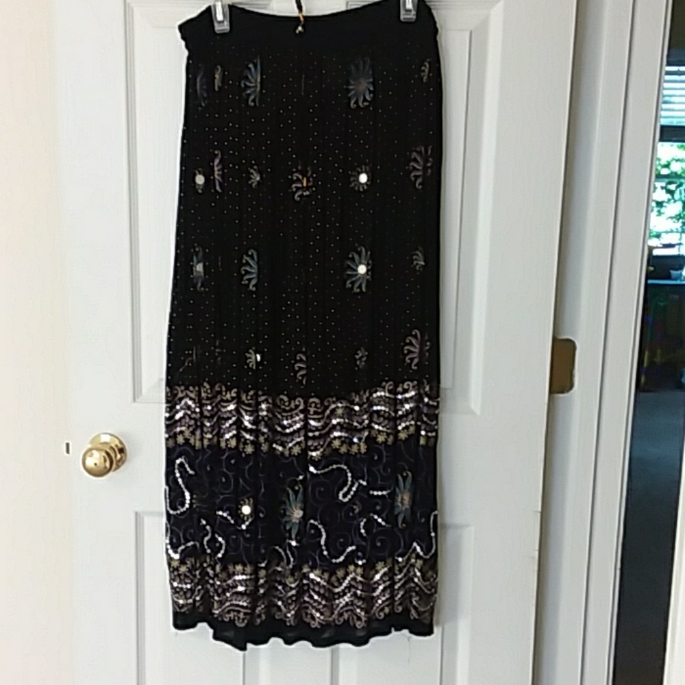 Long Skirt