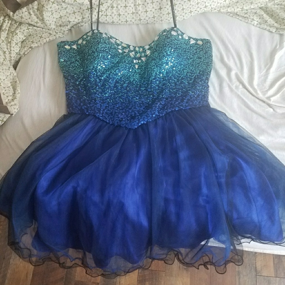 Homecoming dress