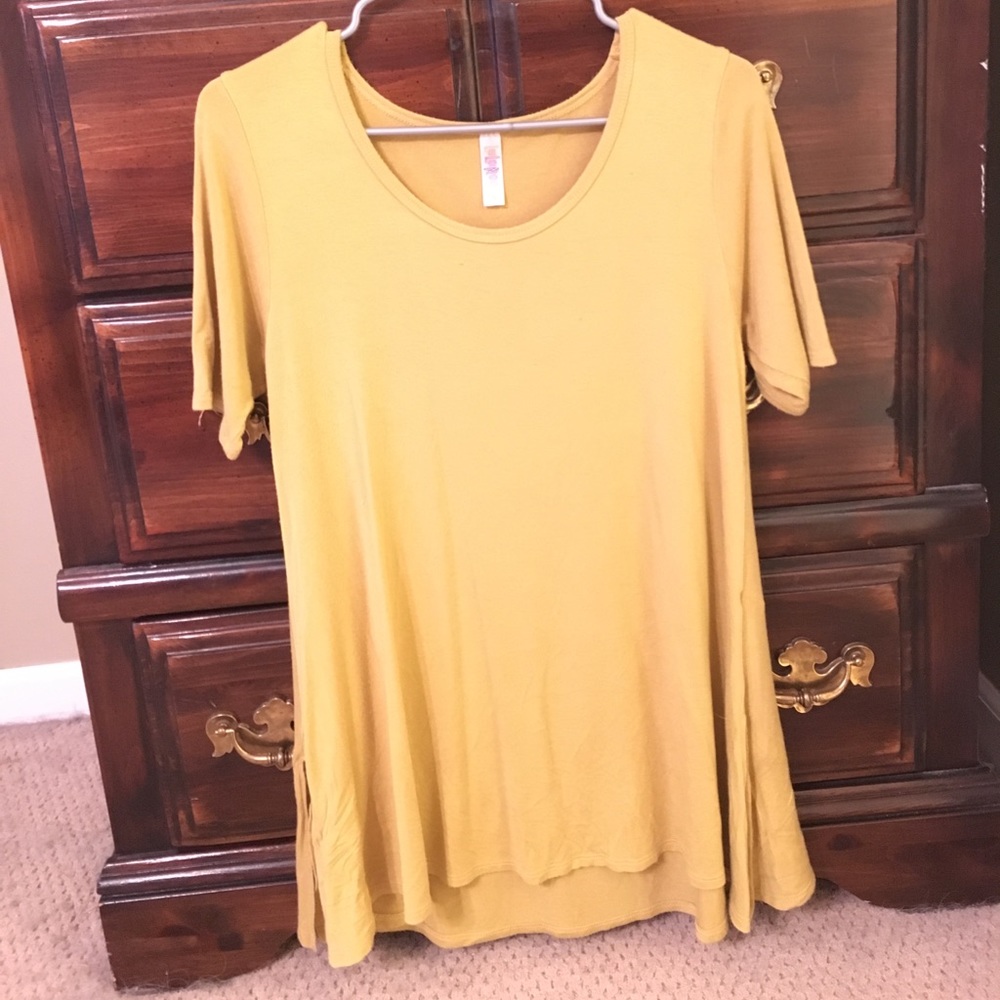 LuLaRoe Perfect Tee