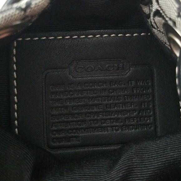 AUTHENTIC Coach pouch - Picture 5 of 6