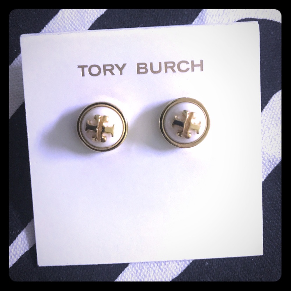 SOLD OUT‼️ NEW TORY BURCH melodie stud earrings ❤️