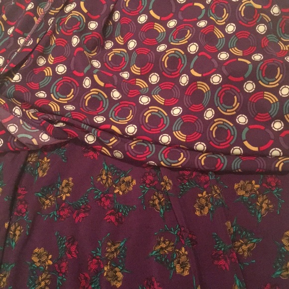 Lularoe S Lindsey NWT - Picture 2 of 2